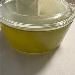 Vintage 1950's Pyrex Casserole Dish with Lid